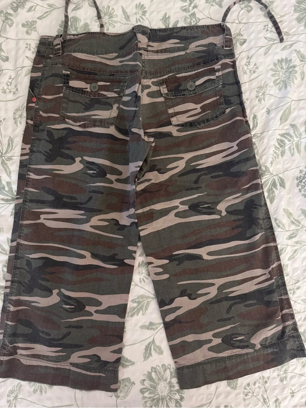 Y2K Charlotte Russe Camo baggy Bermuda Shorts